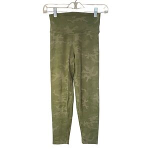 P’tula Camo High Rise Leggings Medium Green Athletic